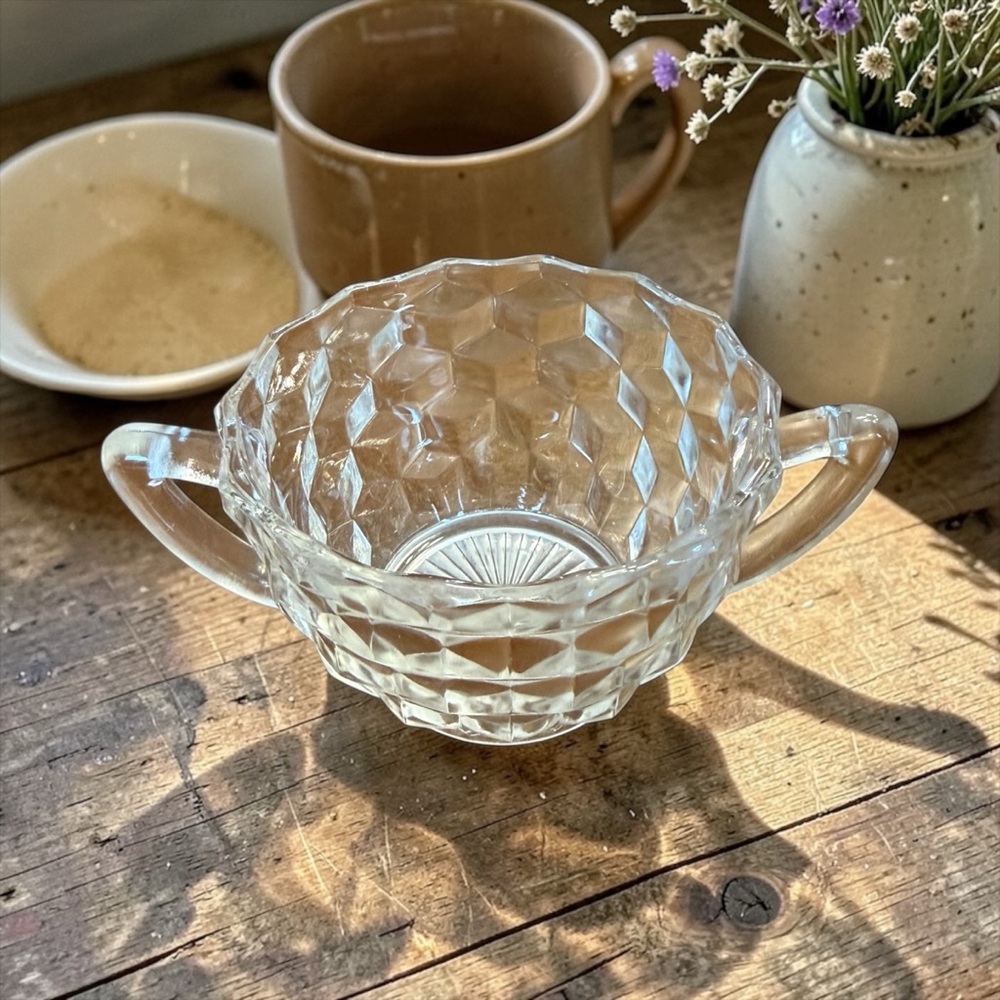Vintage Fostoria American clear glass sugar bowl. Cubist pattern - Picture 2 of 4